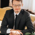 Kuidas valida raamatupidamise teenusepakkujat? Praktiline juhend valimiseks 1 Martin Esinurm